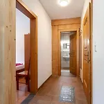 Schweizerhof Enzian Apartmán *